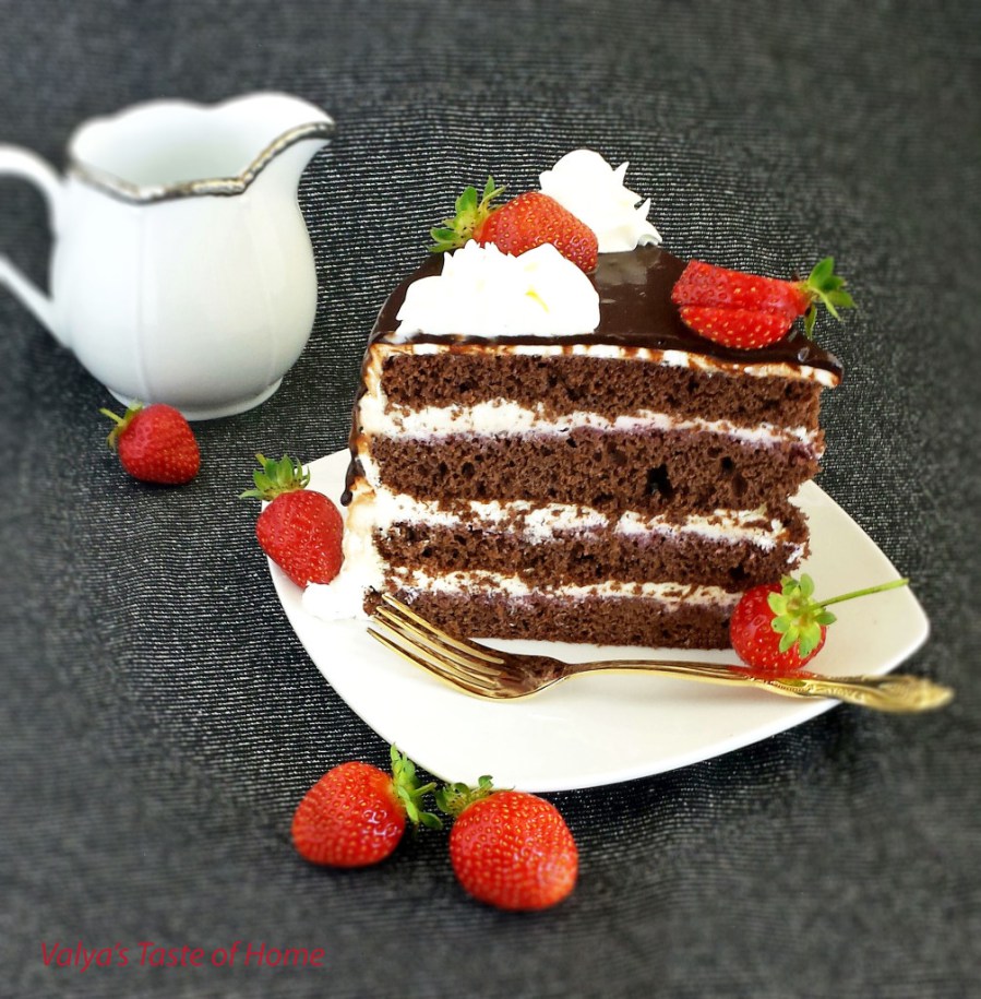 Chocolate And Strawberry Cake